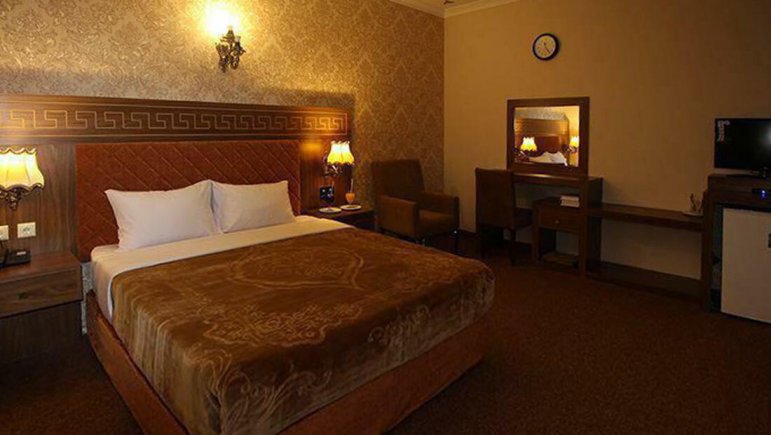 اتاق دو تخته دبل هتل تابران مشهد